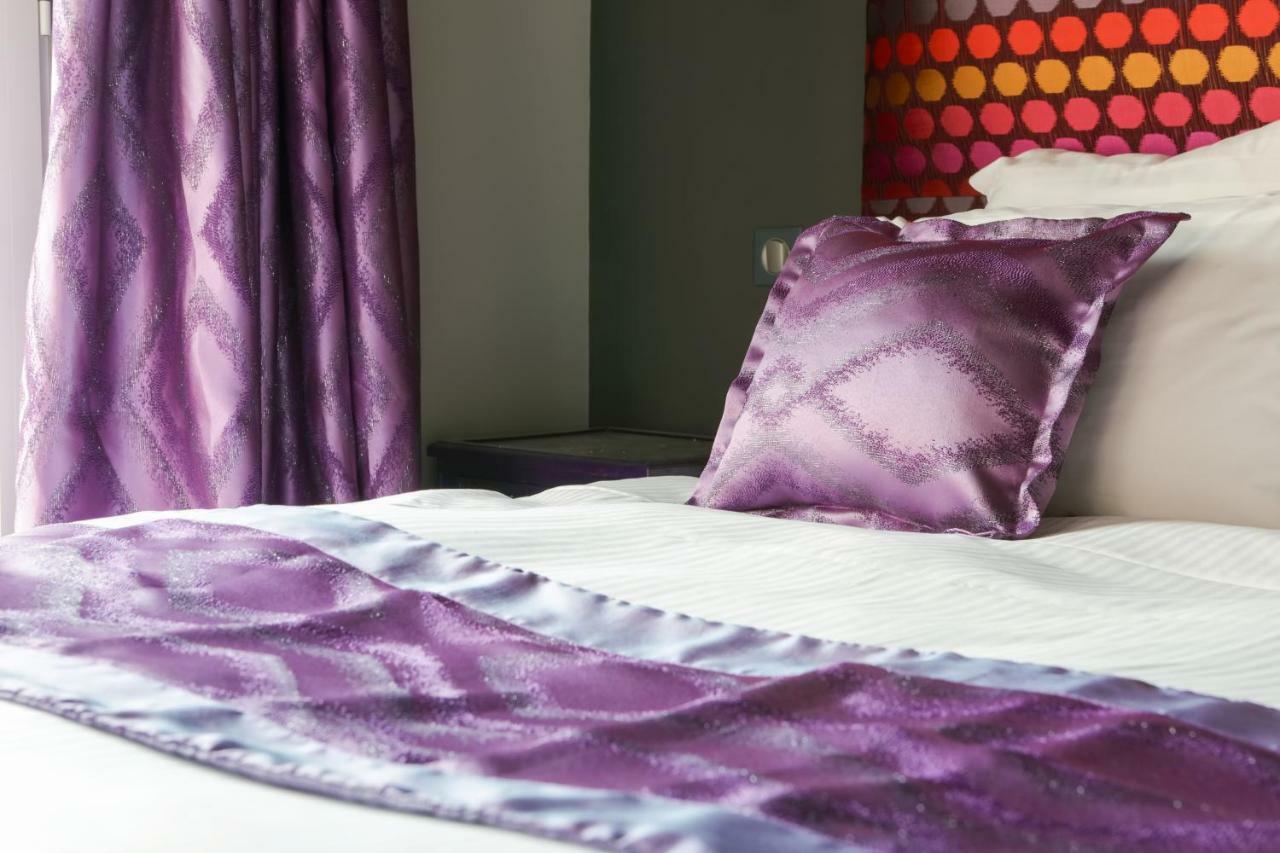 Brit Hotel Privilege Lisieux - La Villa Des Arts 외부 사진