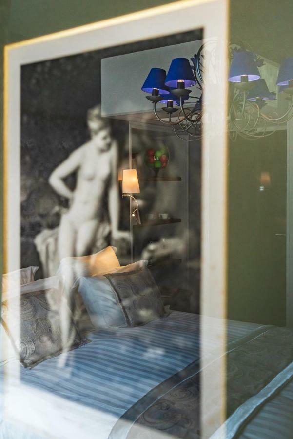 Brit Hotel Privilege Lisieux - La Villa Des Arts 외부 사진